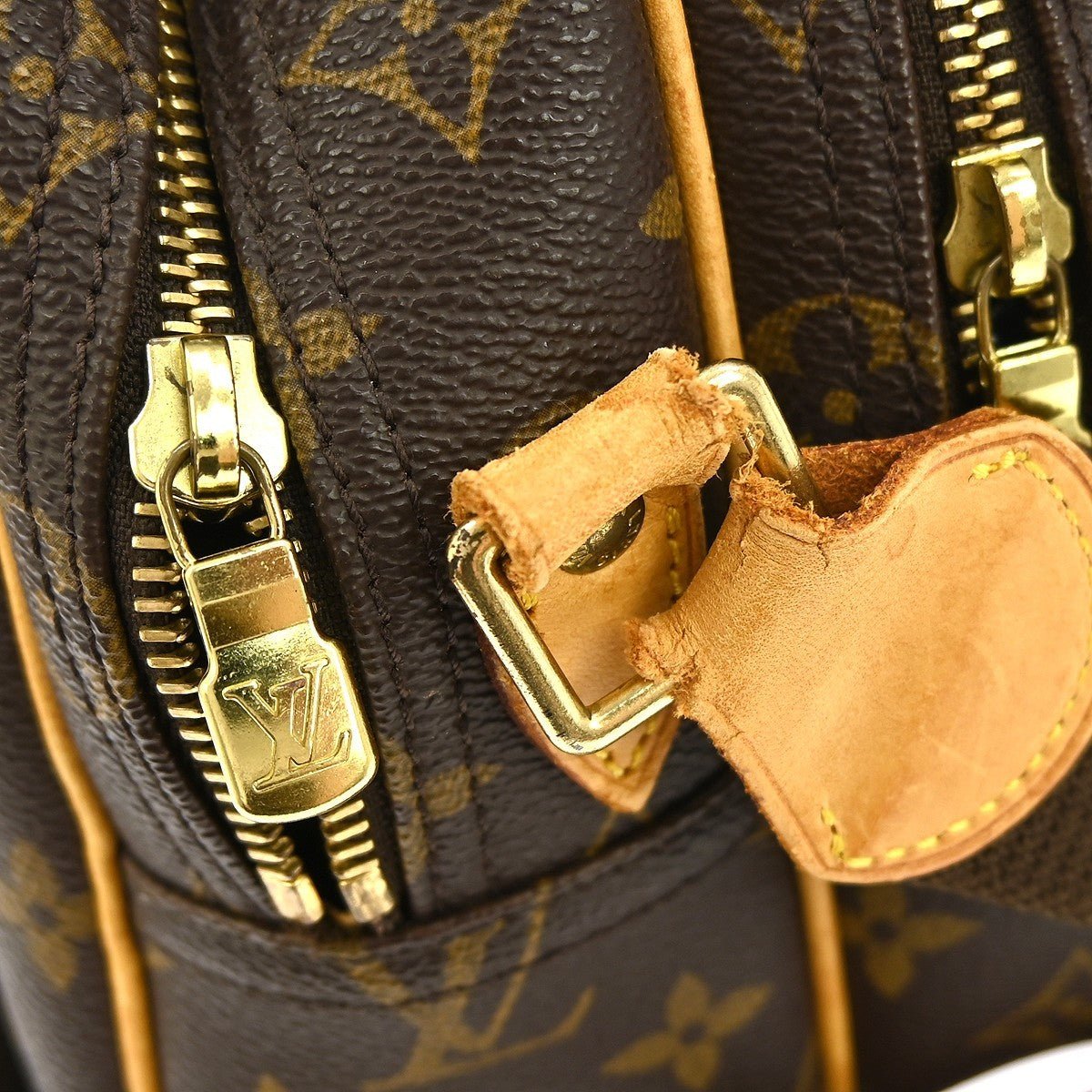 Louis Vuitton Reporter Bag - Brandsamsara