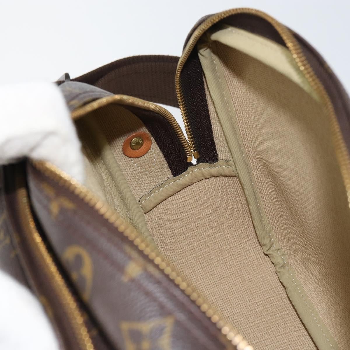 Louis Vuitton Reporter Bag - Brandsamsara