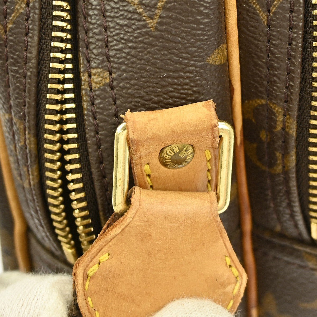 Louis Vuitton Reporter Bag - Brandsamsara