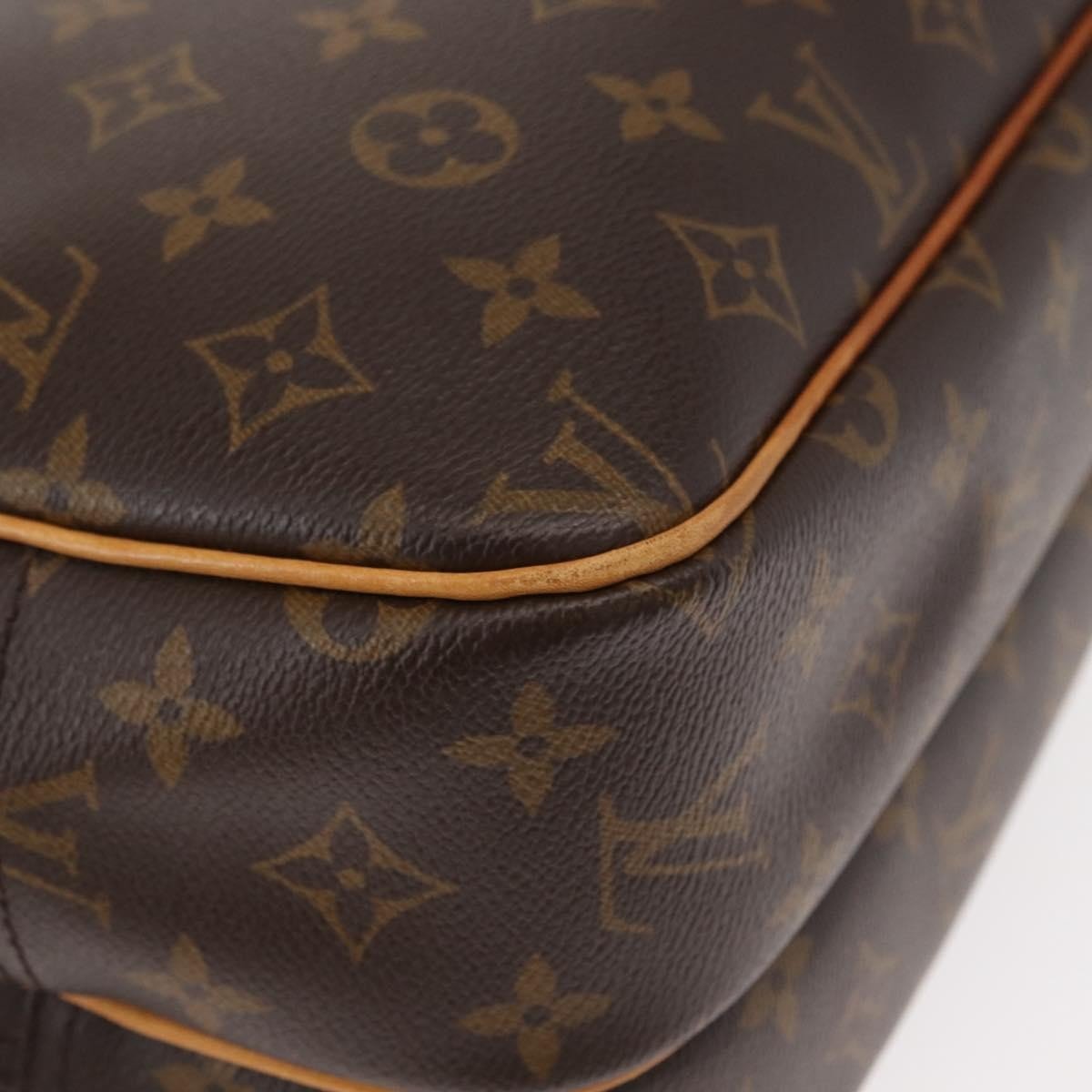 Louis Vuitton Reporter Bag - Brandsamsara