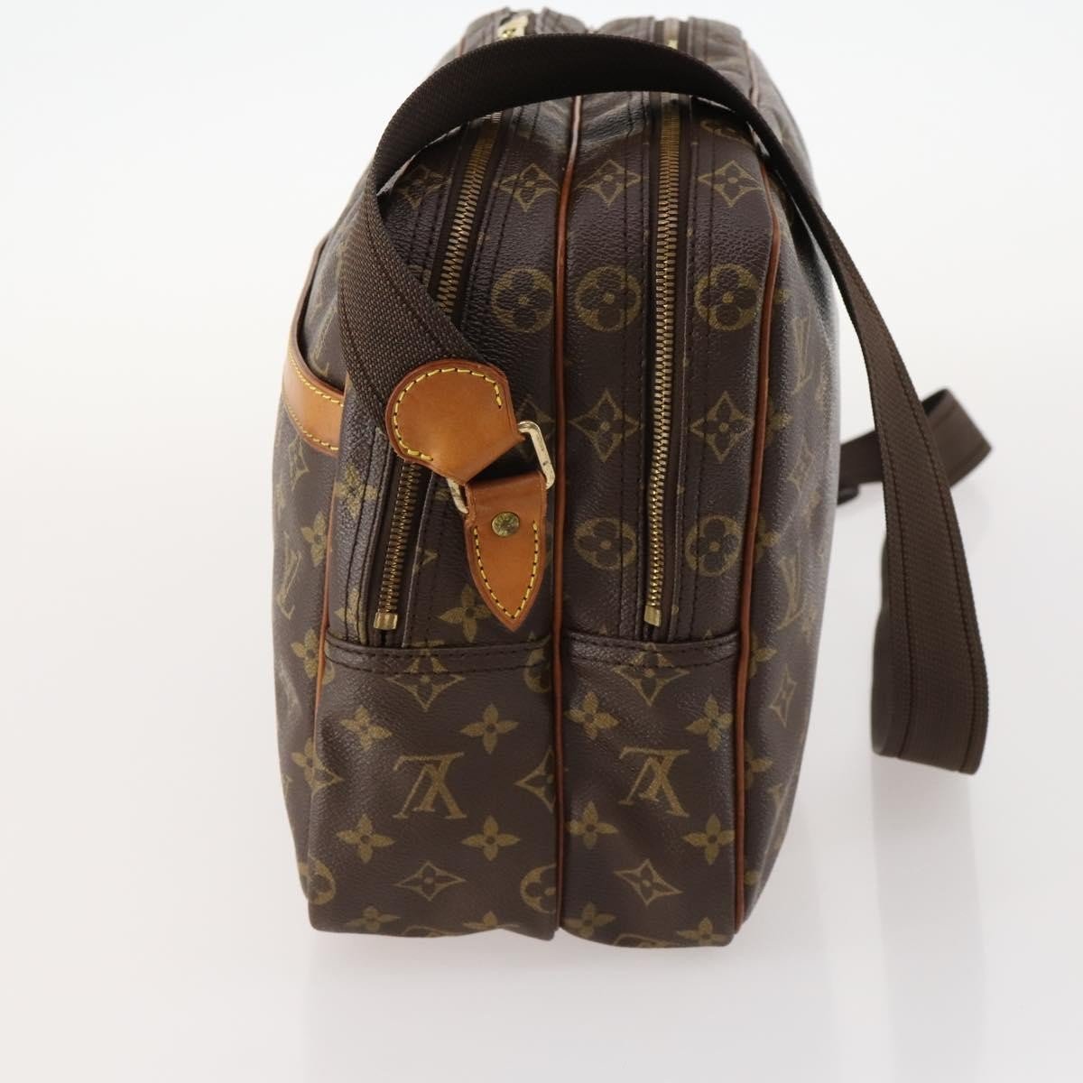Louis Vuitton Reporter Bag - Brandsamsara