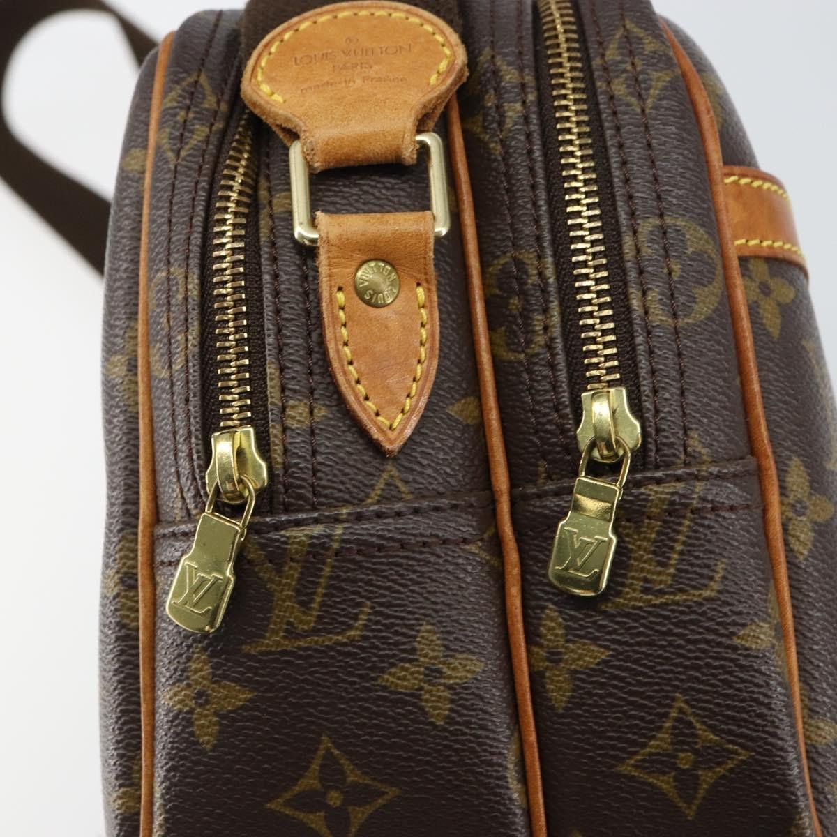 Louis Vuitton Reporter Bag - Brandsamsara