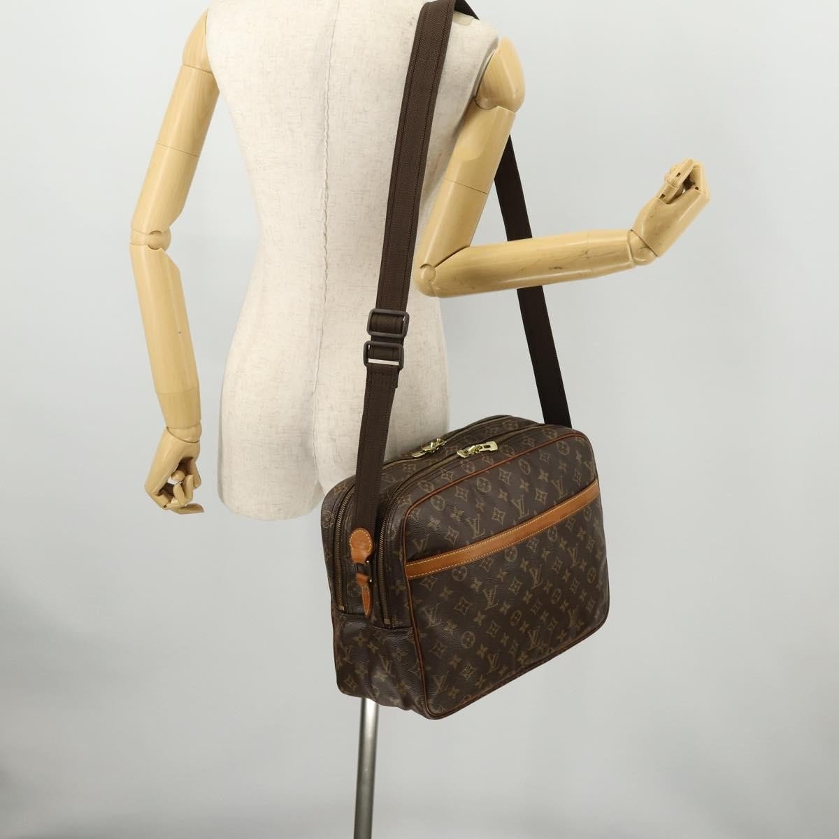 Louis Vuitton Reporter Bag - Brandsamsara