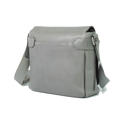 Louis Vuitton Roman Taiga Leather, Gray, Leather, Shoulder Bag