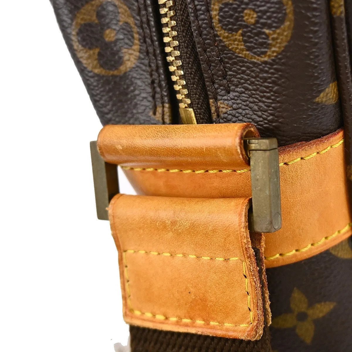 Louis Vuitton Sac Bosphore - Brandsamsara