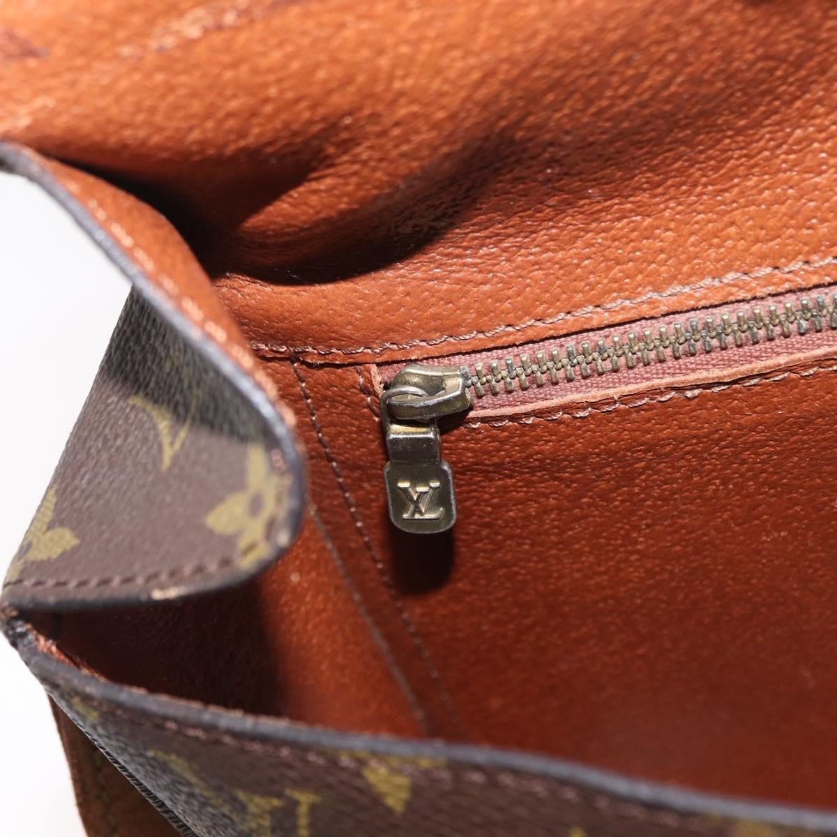 Louis Vuitton Saint Cloud Handbag - Brandsamsara