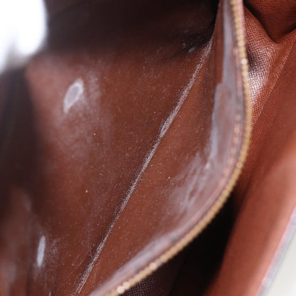 Louis Vuitton Saint Cloud Handbag - Brandsamsara