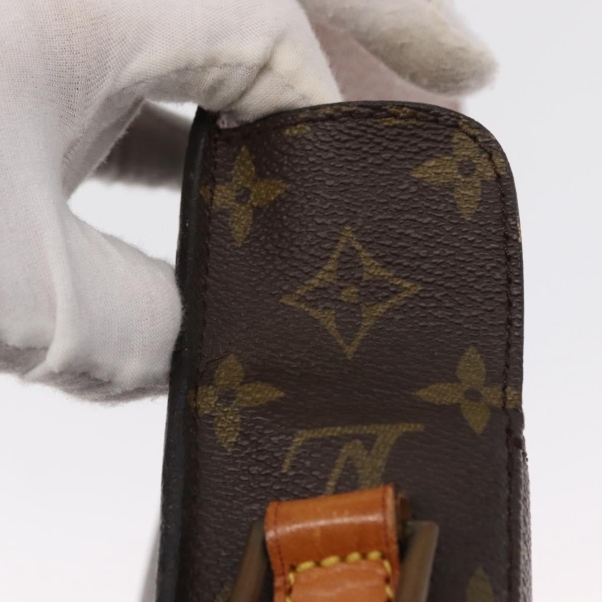 Louis Vuitton Saint Cloud Handbag - Brandsamsara