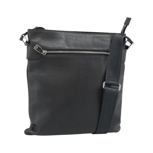Louis Vuitton Sasha Taiga Leather, Gray, Leather, Shoulder Bag