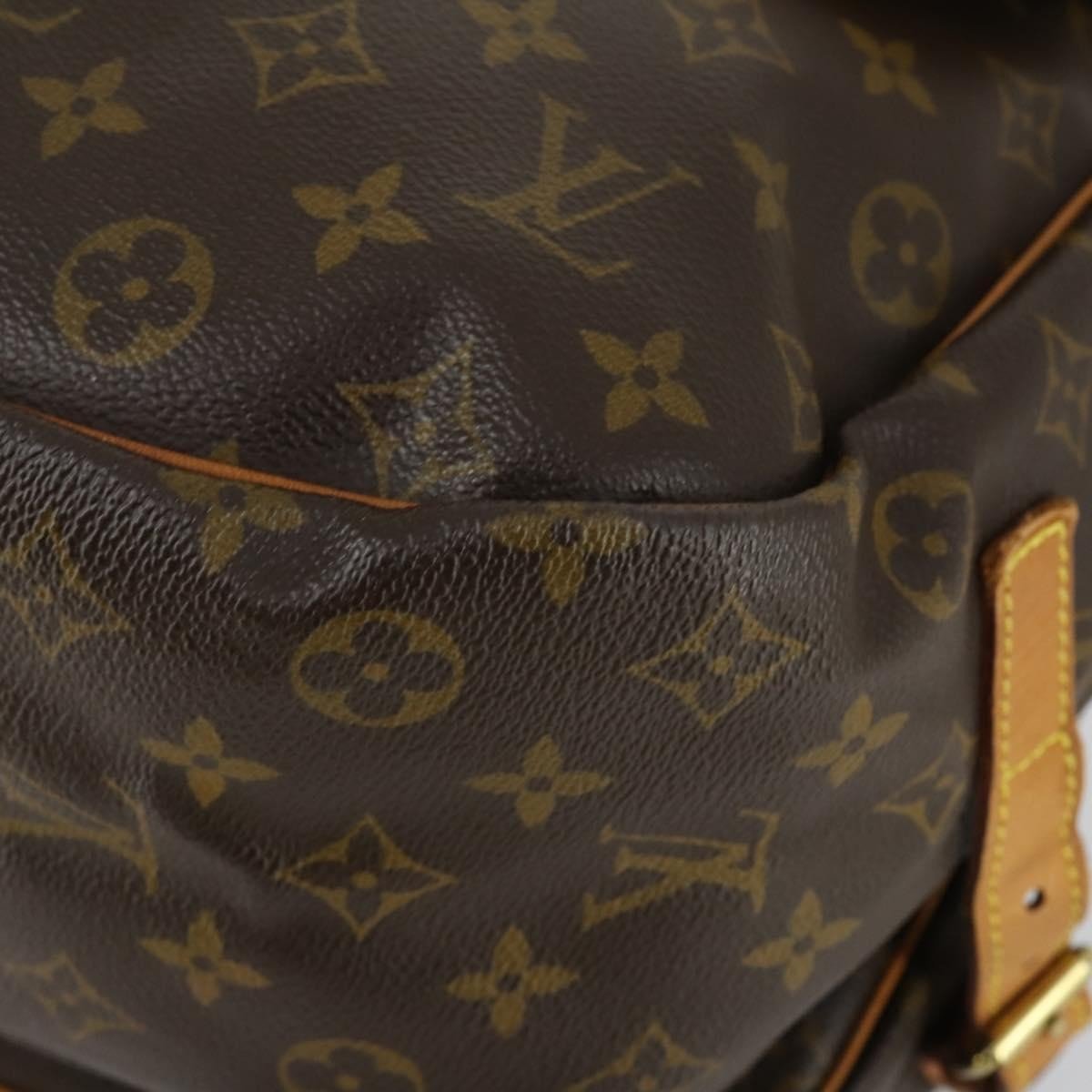 Louis Vuitton Saumur Handbag - Brandsamsara