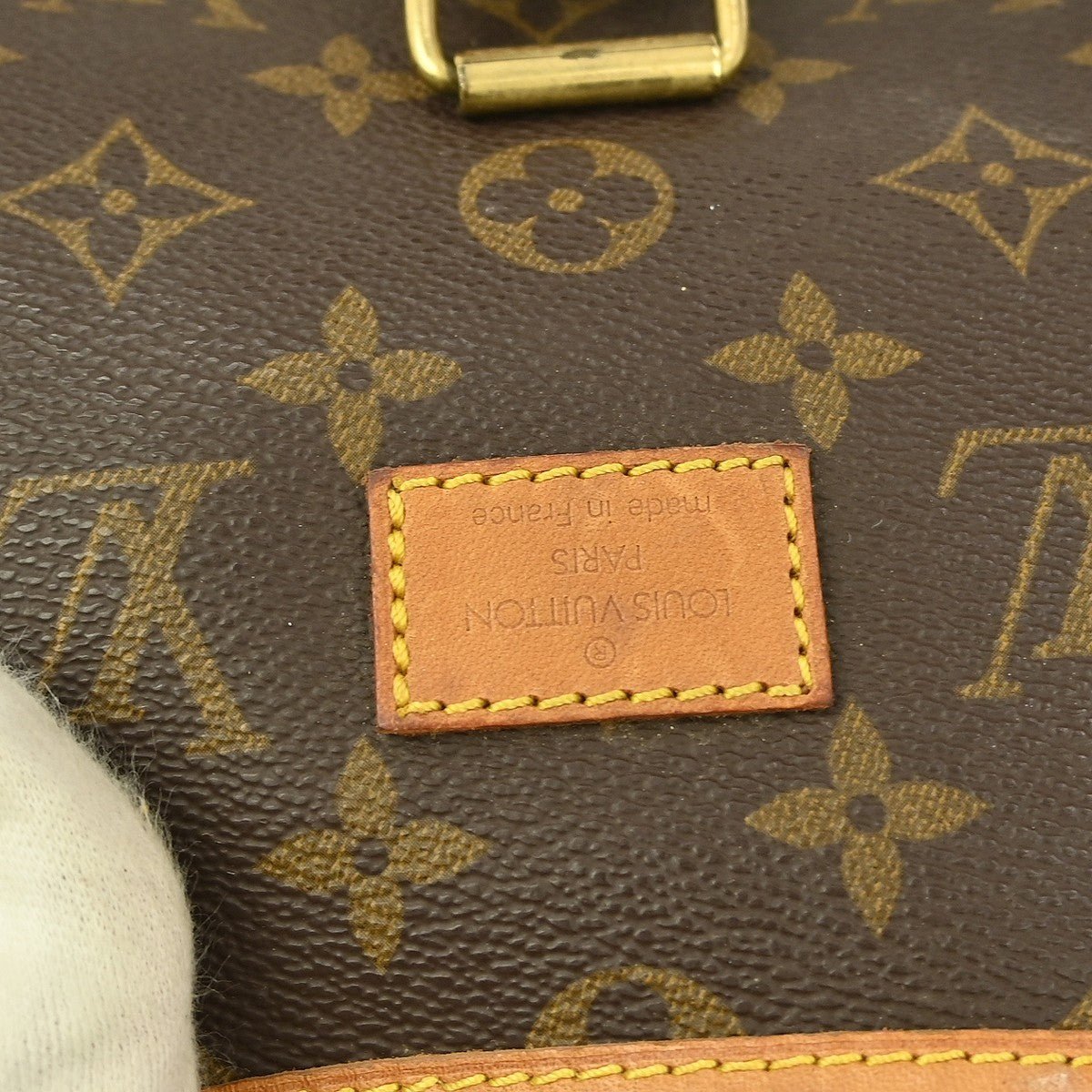 Louis Vuitton Saumur Handbag - Brandsamsara