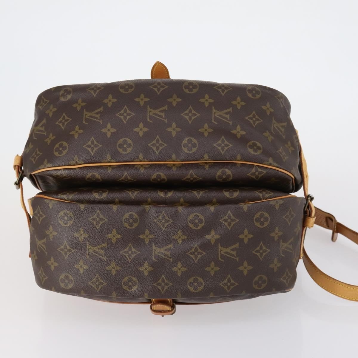 Louis Vuitton Saumur Handbag - Brandsamsara
