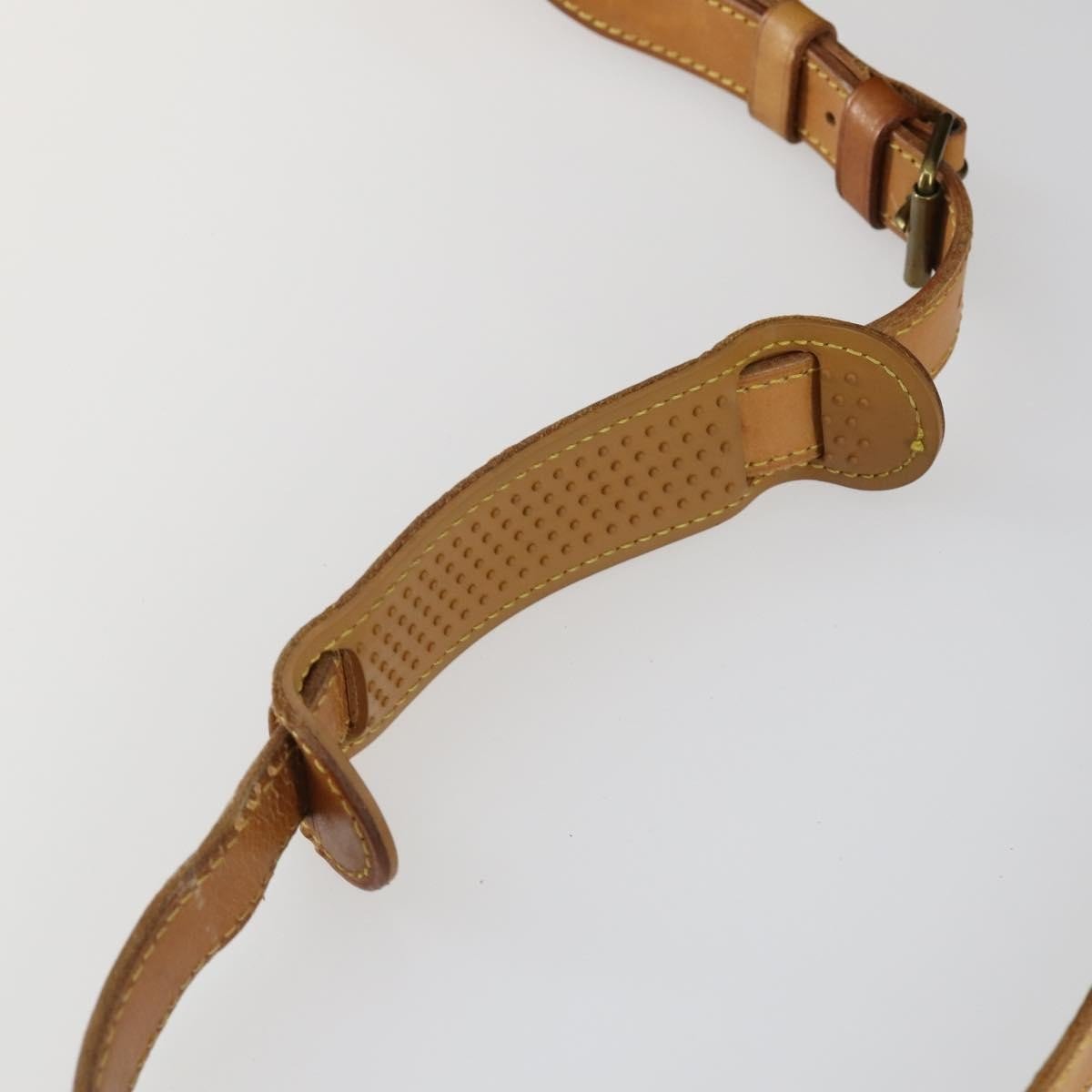 Louis Vuitton Saumur Handbag - Brandsamsara