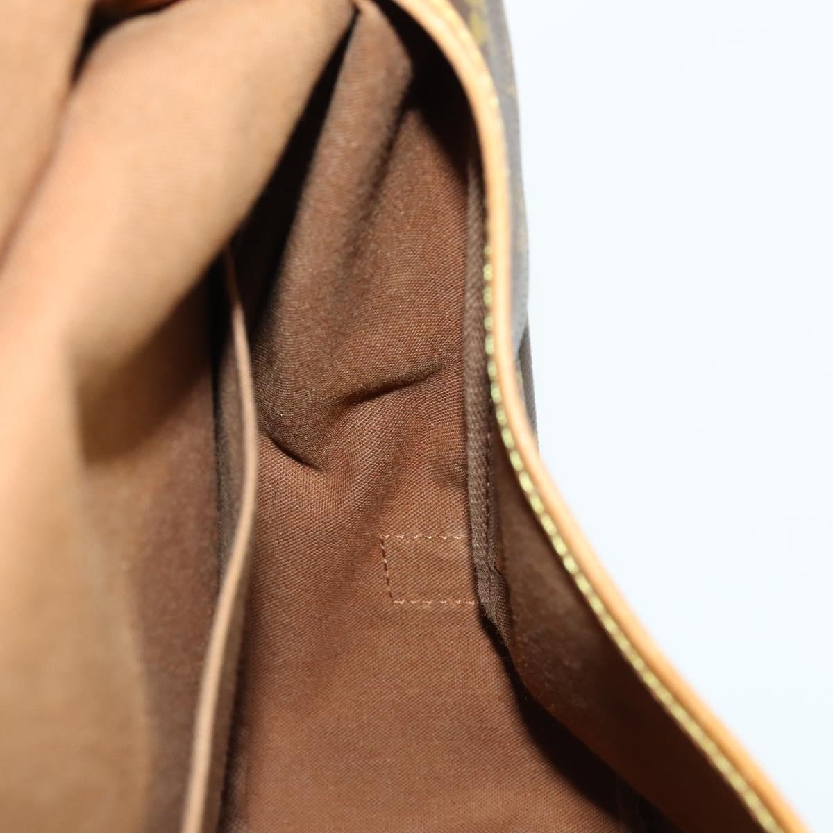 Louis Vuitton Saumur Handbag - Brandsamsara