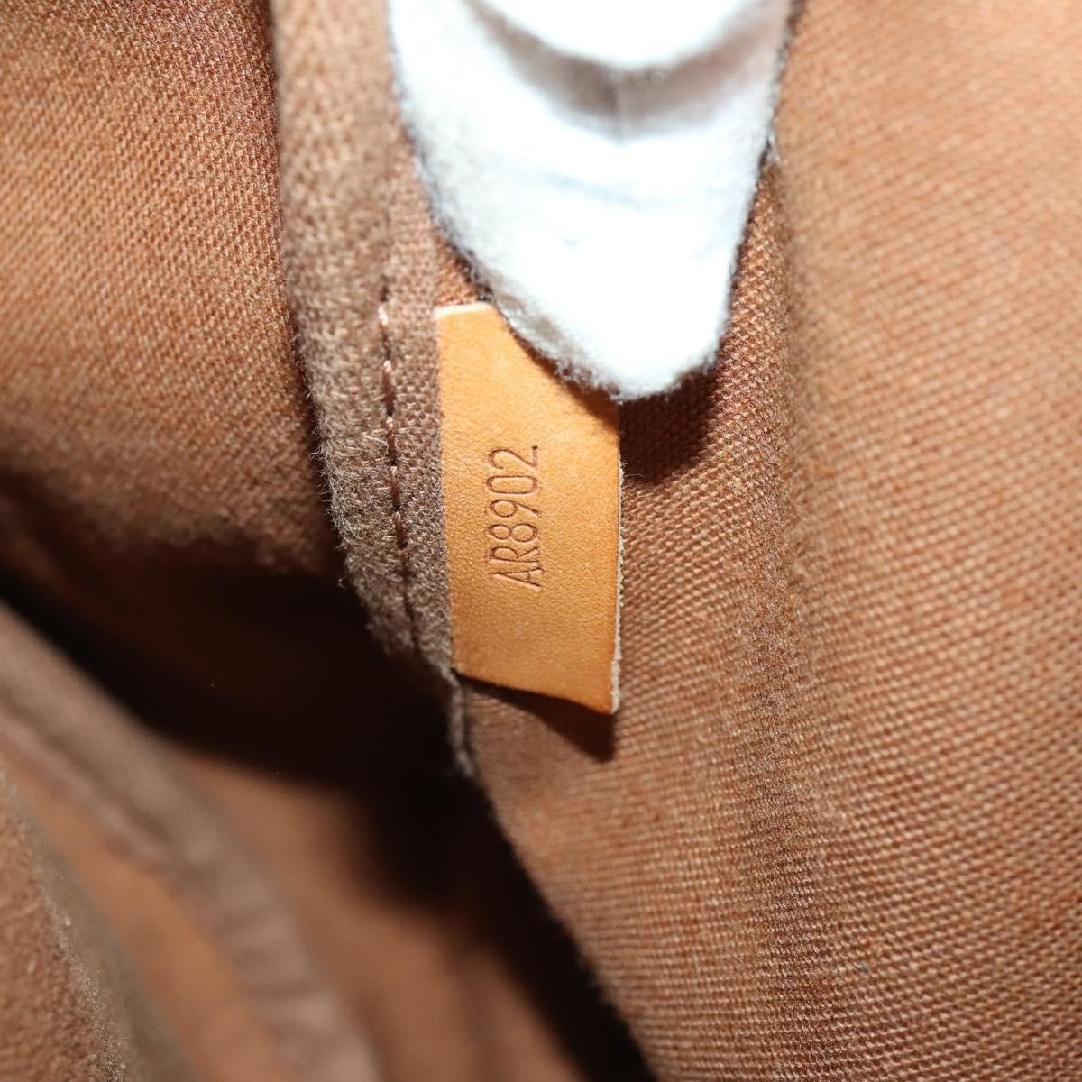 Louis Vuitton Saumur Handbag - Brandsamsara