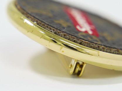 Louis Vuitton Single LV Snowflake Pin - Brandsamsara