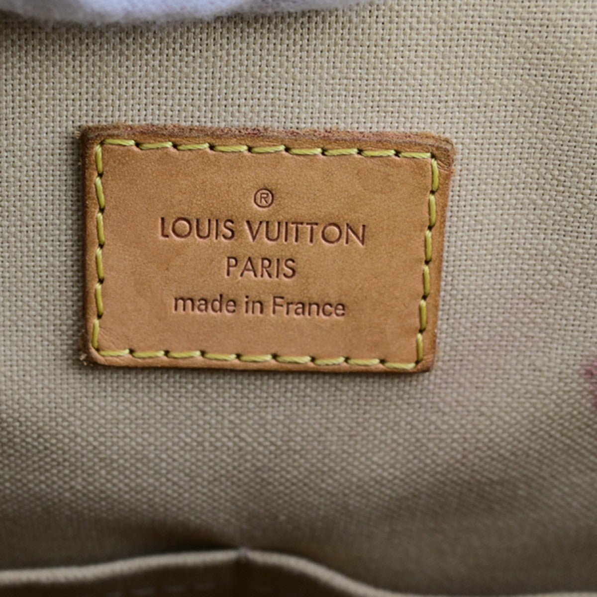 Louis Vuitton Siracusa Handbag - Brandsamsara
