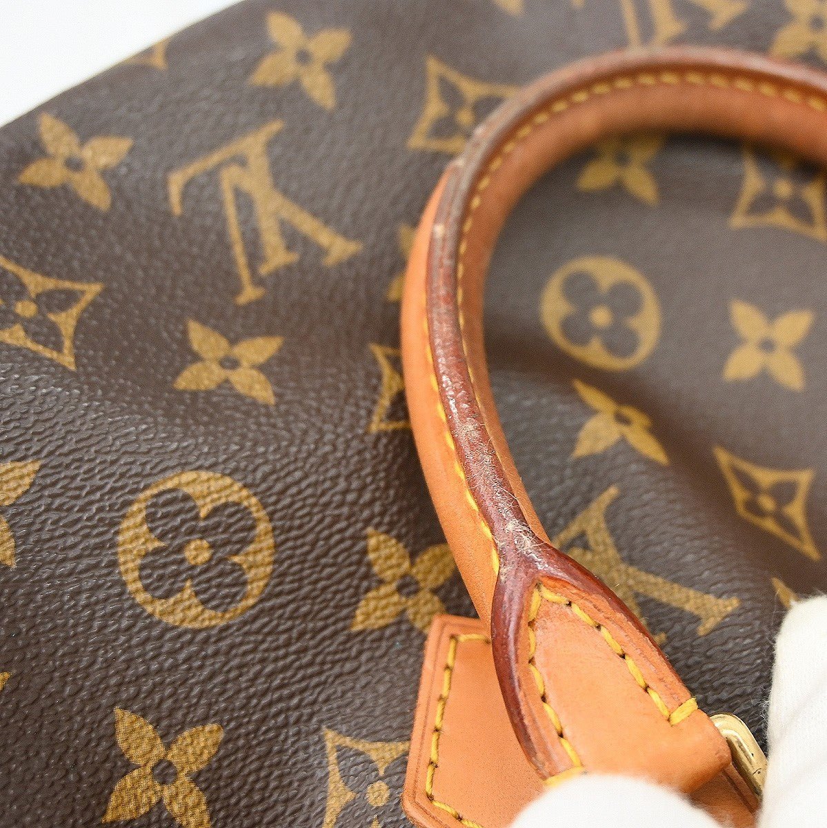 Louis Vuitton Speedy Handbag - Brandsamsara