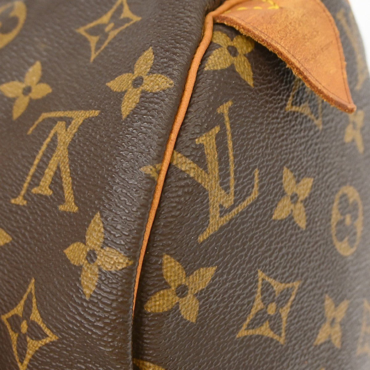 Louis Vuitton Speedy Handbag - Brandsamsara