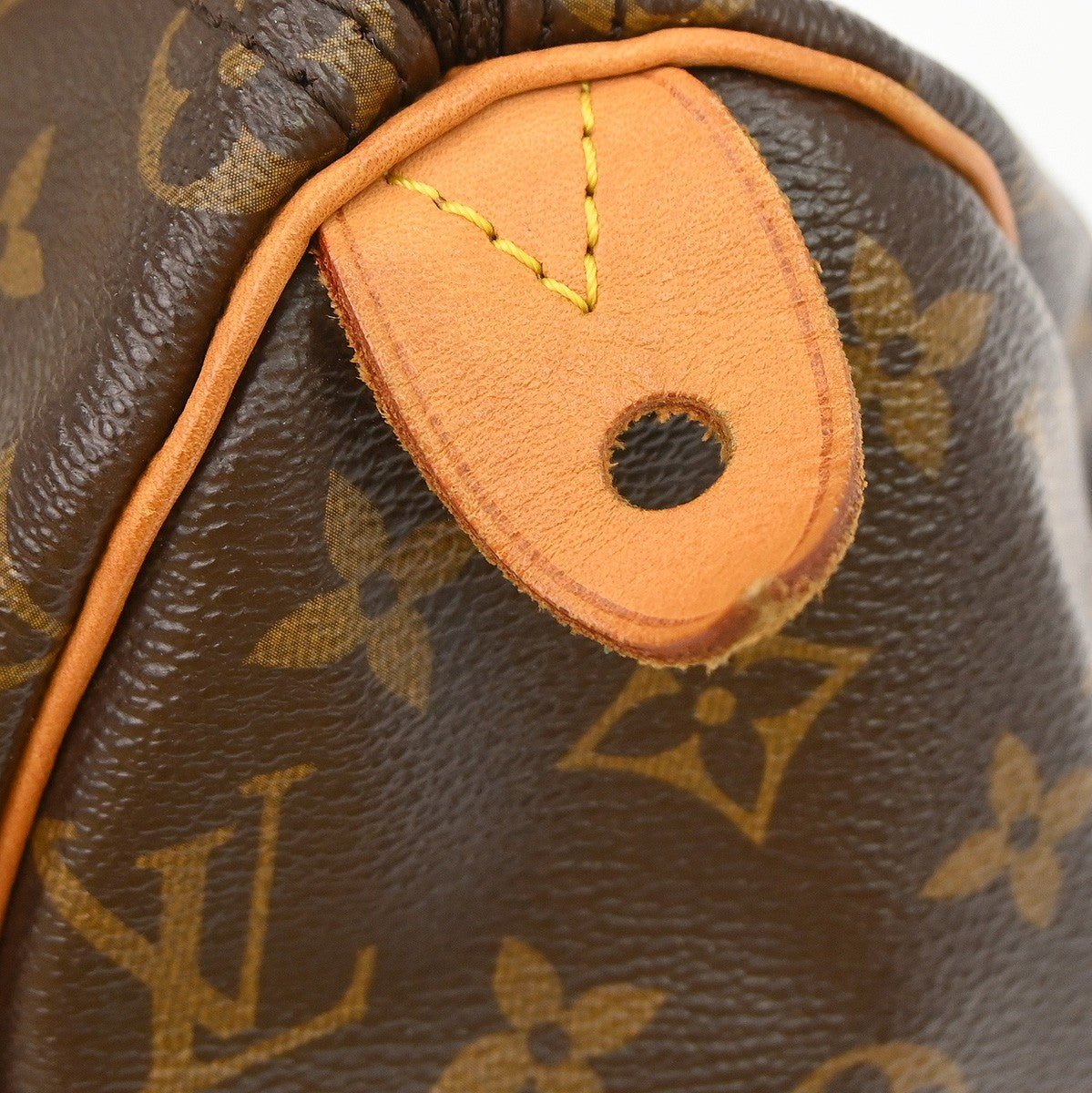 Louis Vuitton Speedy Handbag - Brandsamsara