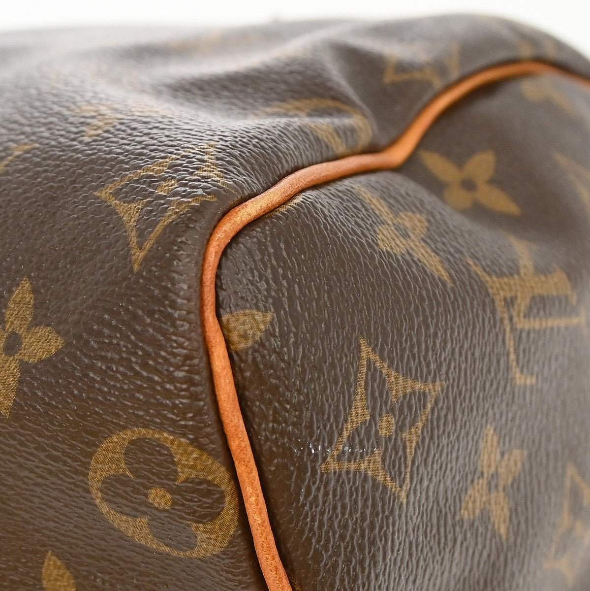 Louis Vuitton Speedy Handbag - Brandsamsara