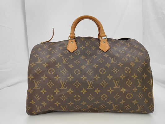 Louis Vuitton Speedy Handbag - Brandsamsara