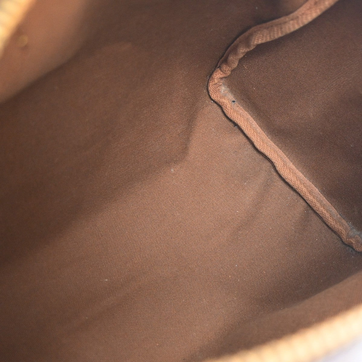 Louis Vuitton Speedy Handbag - Brandsamsara