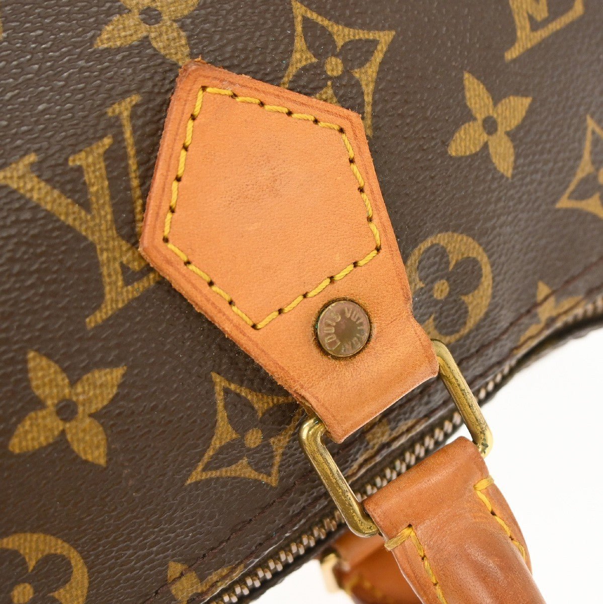 Louis Vuitton Speedy Handbag - Brandsamsara