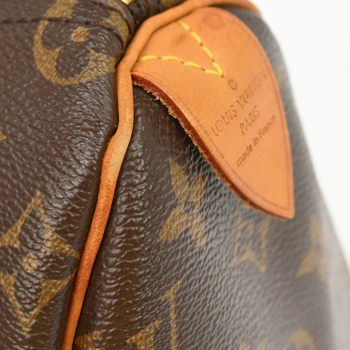 Louis Vuitton Speedy Handbag - Brandsamsara