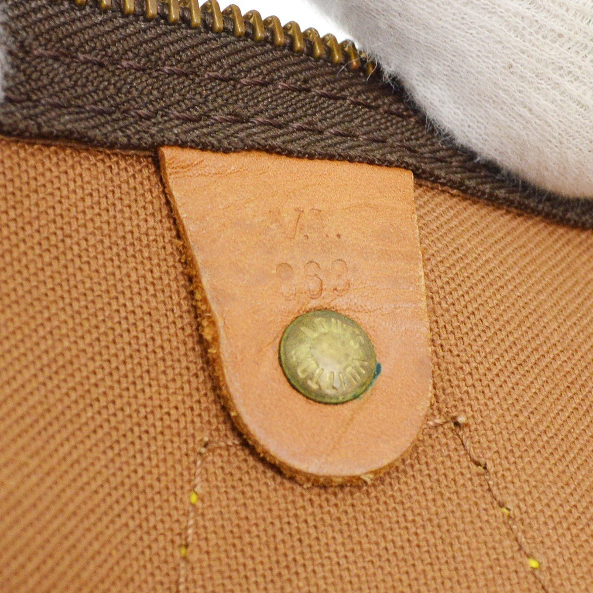 Louis Vuitton Speedy Handbag - Brandsamsara