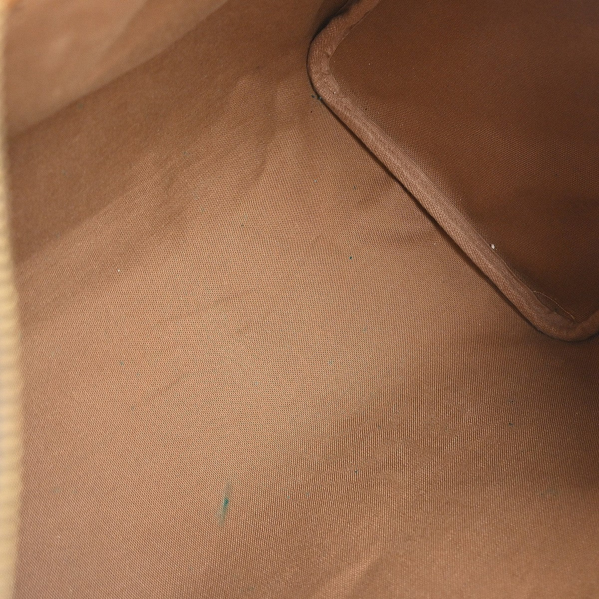 Louis Vuitton Speedy Handbag - Brandsamsara