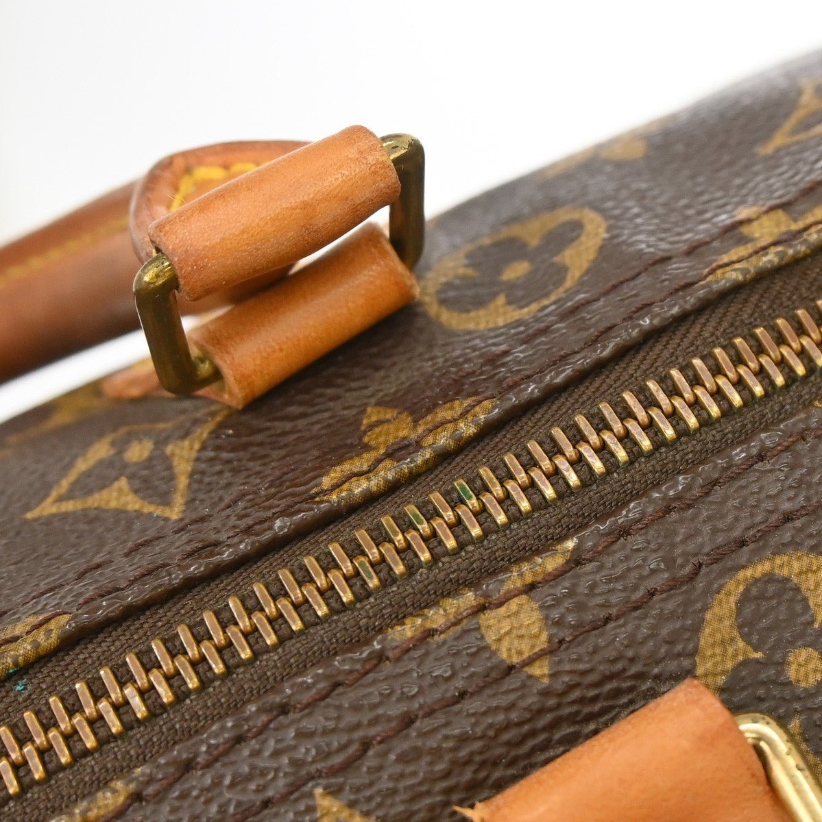 Louis Vuitton Speedy Handbag - Brandsamsara