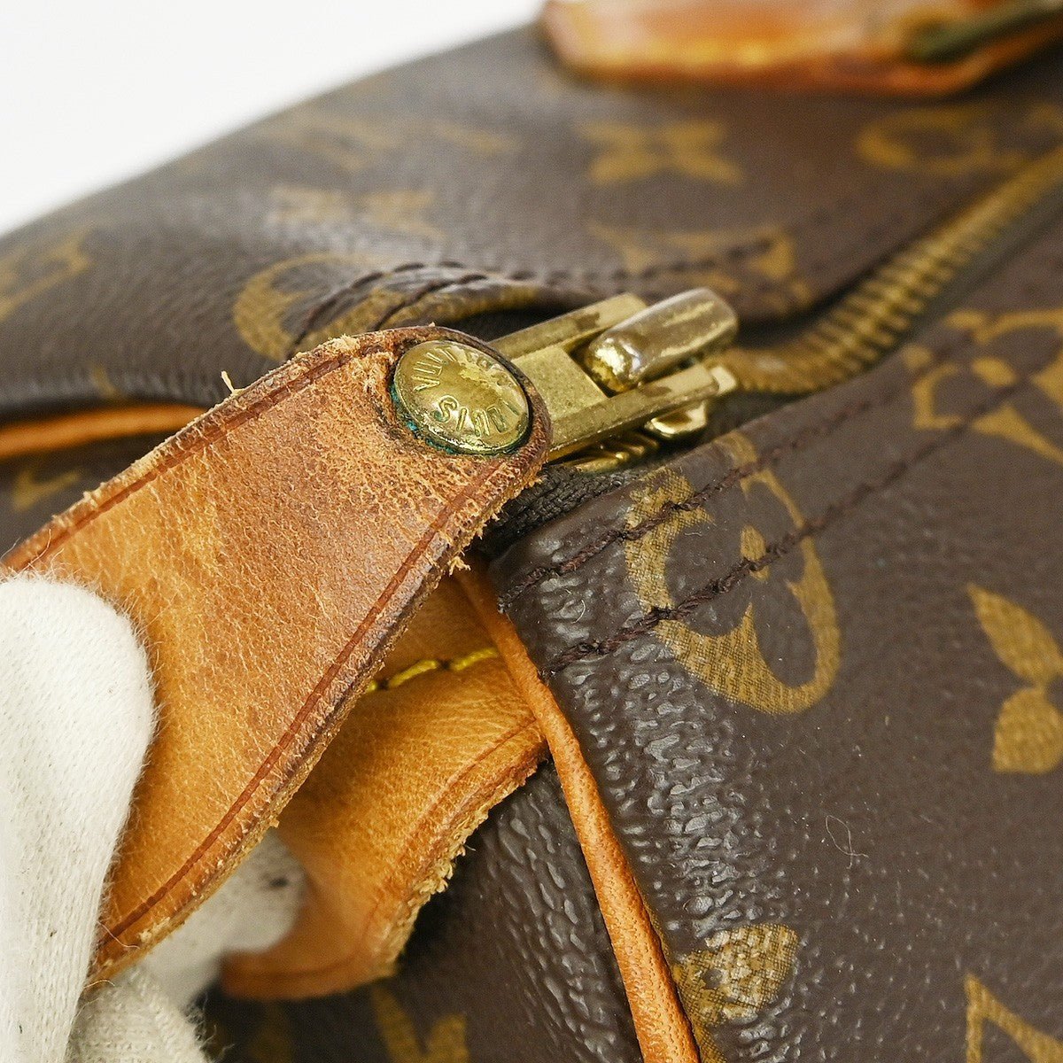 Louis Vuitton Speedy Handbag - Brandsamsara
