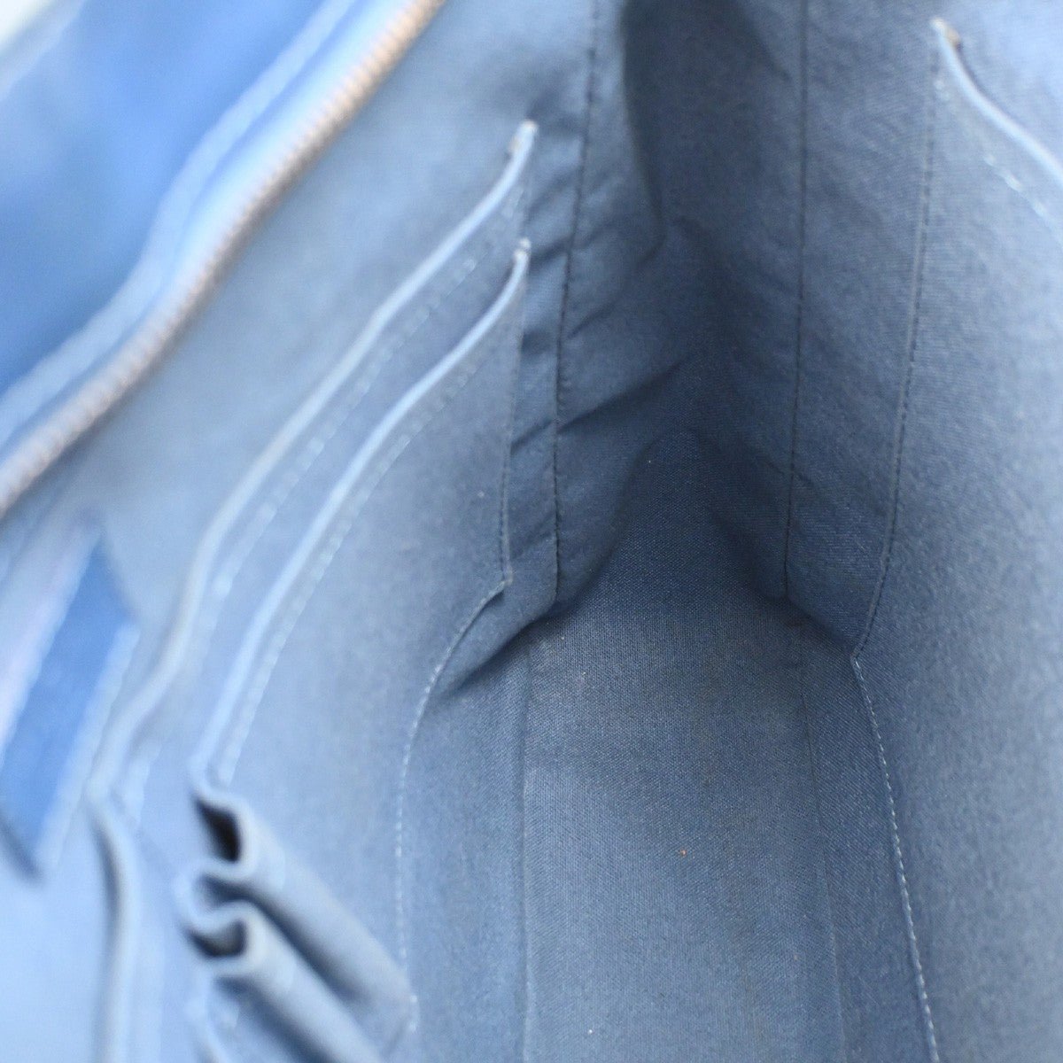 Louis Vuitton Tadao Handbag - Brandsamsara