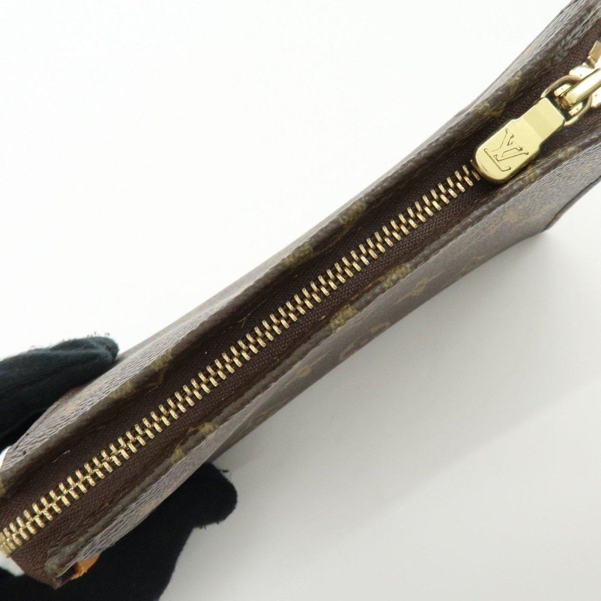 Louis Vuitton Toiletry Pouch - Brandsamsara