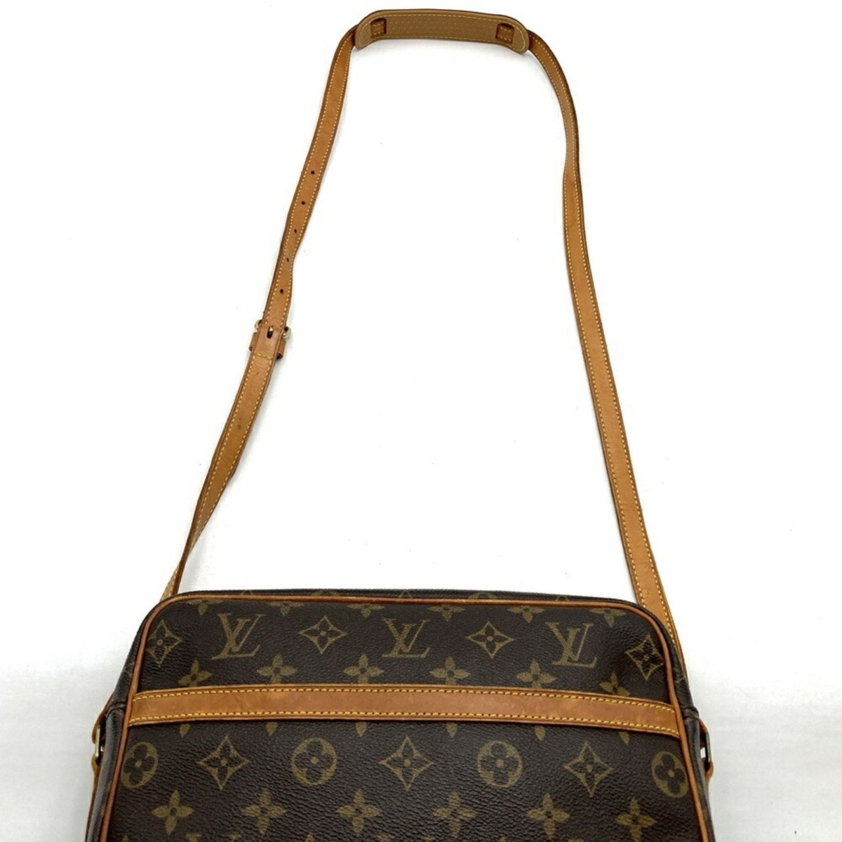 Louis Vuitton Trocadéro - Brandsamsara
