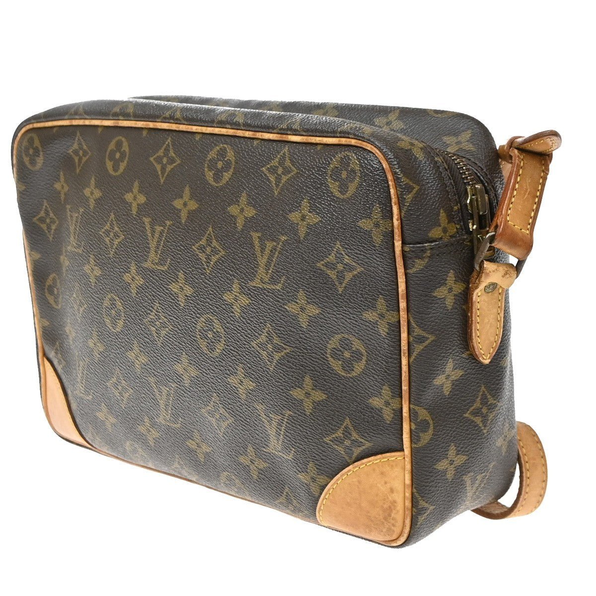 Louis Vuitton Trocadero - Brandsamsara