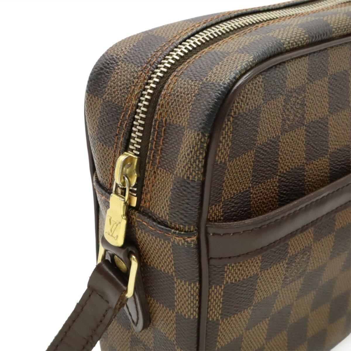 Louis Vuitton Trocadéro - Brandsamsara
