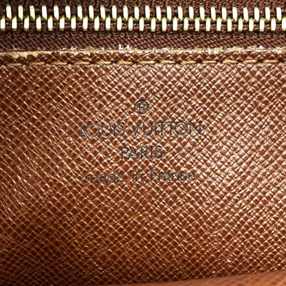 Louis Vuitton Trocadéro - Brandsamsara