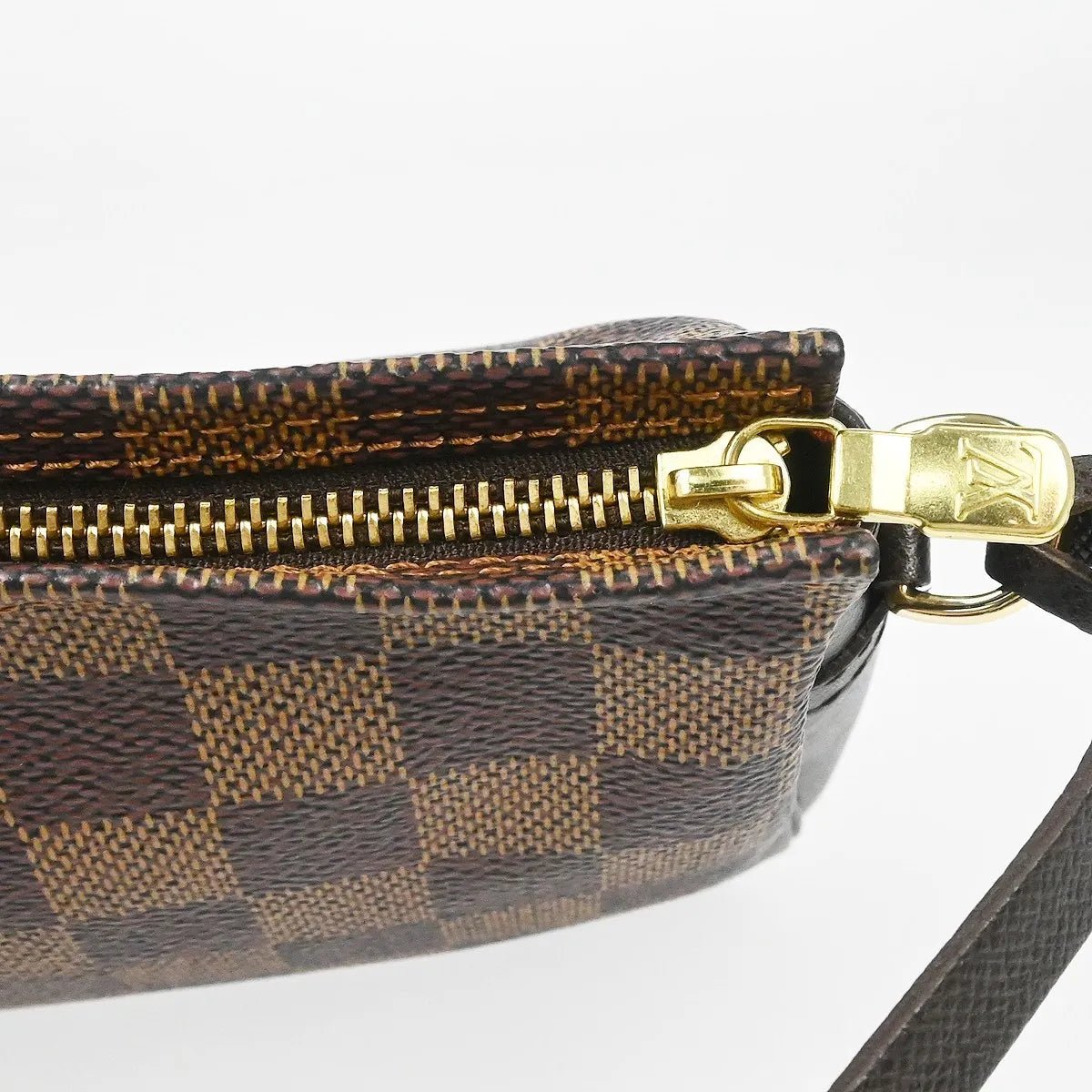 Louis Vuitton Trousse Make Up - Brandsamsara