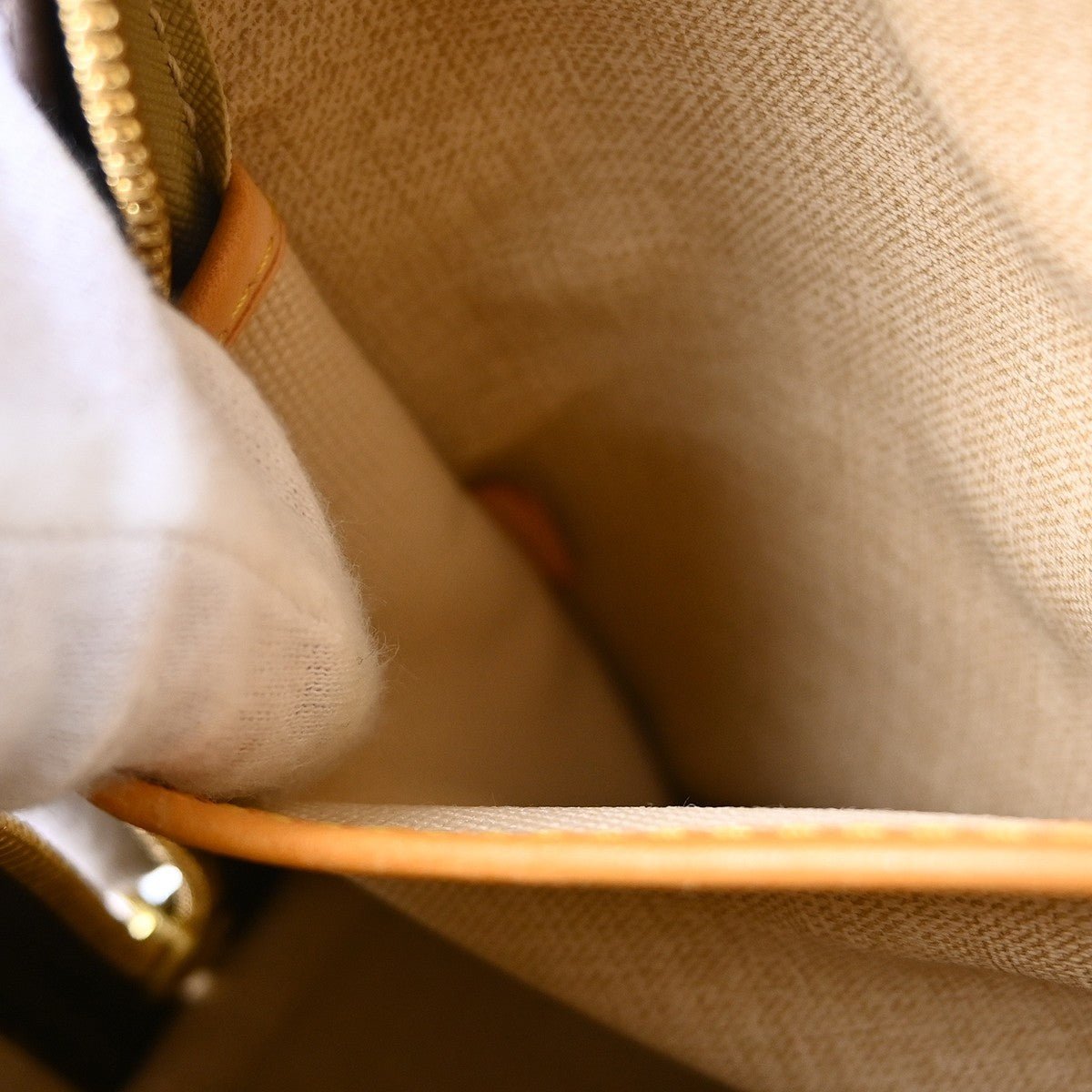 Louis Vuitton Trouville Handbag - Brandsamsara