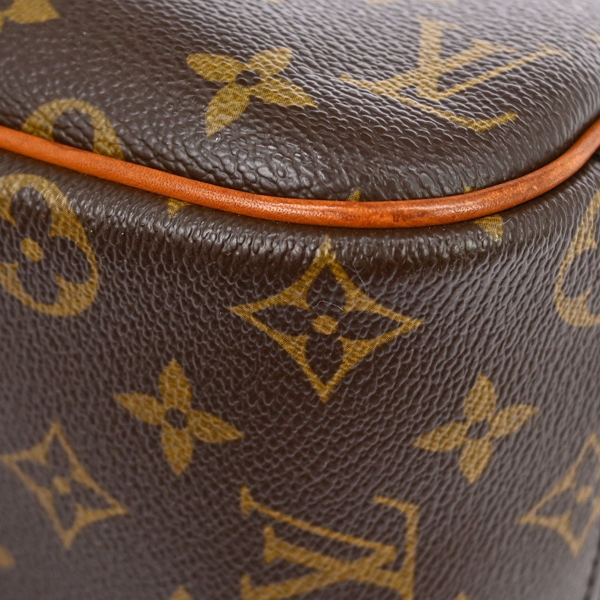 Louis Vuitton Trouville Handbag - Brandsamsara