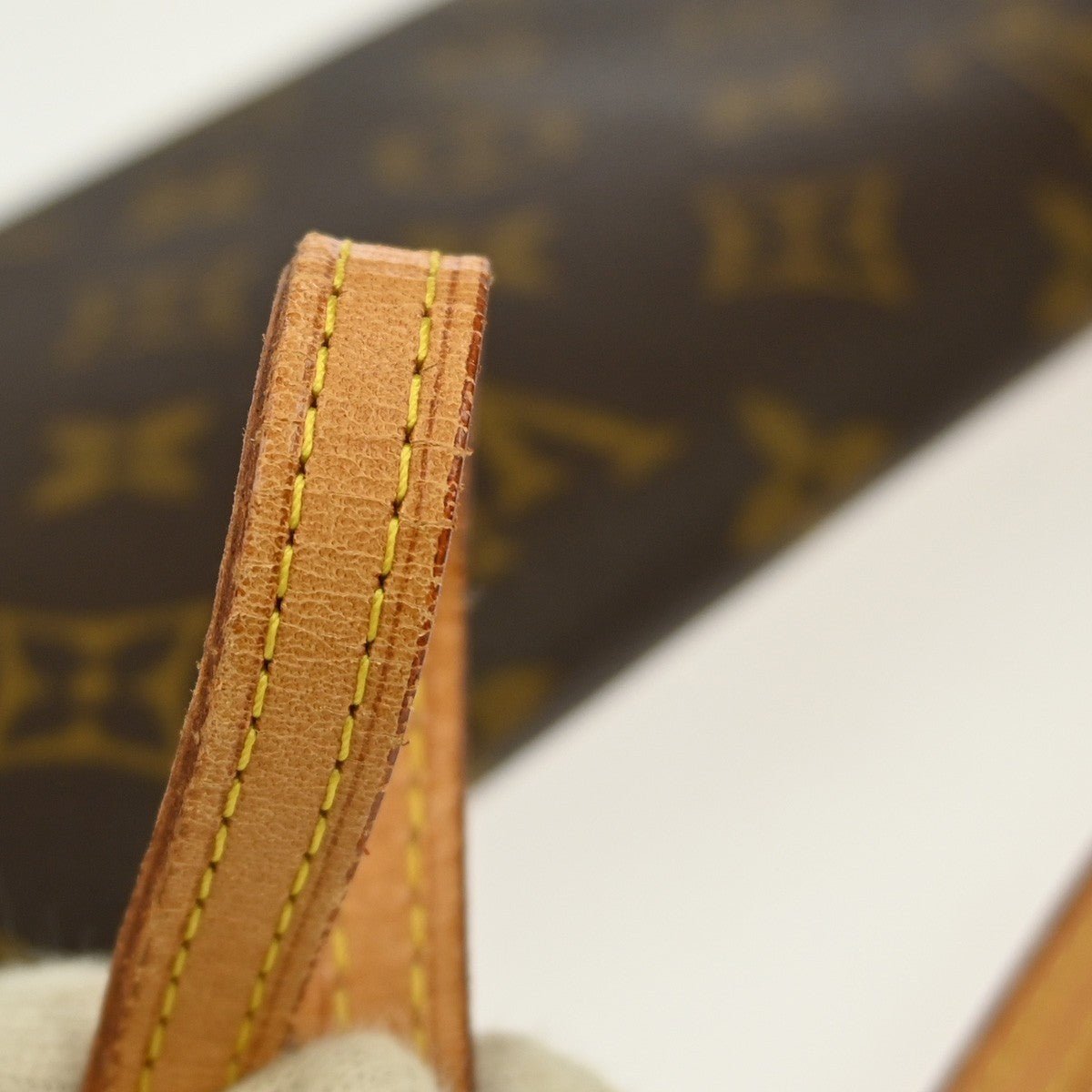 Louis Vuitton Twin Handbag - Brandsamsara