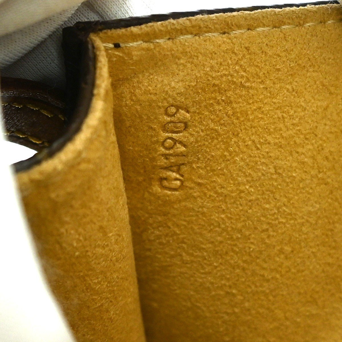 Louis Vuitton Twin Handbag - Brandsamsara