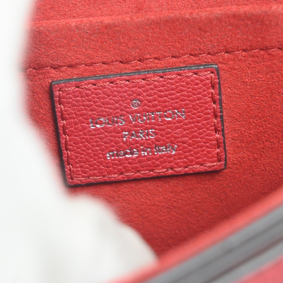 Louis Vuitton Very Messenger - Brandsamsara