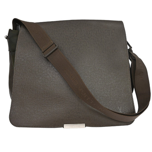 Louis Vuitton Viktor Messenger Bag - Brandsamsara