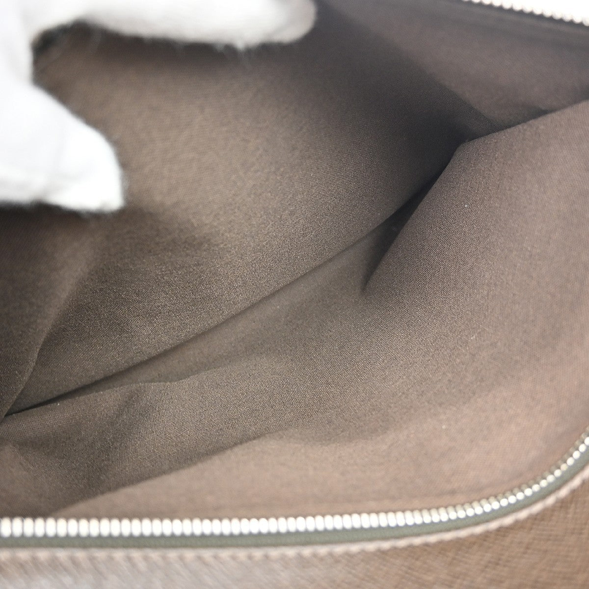 Louis Vuitton Viktor Messenger Bag - Brandsamsara