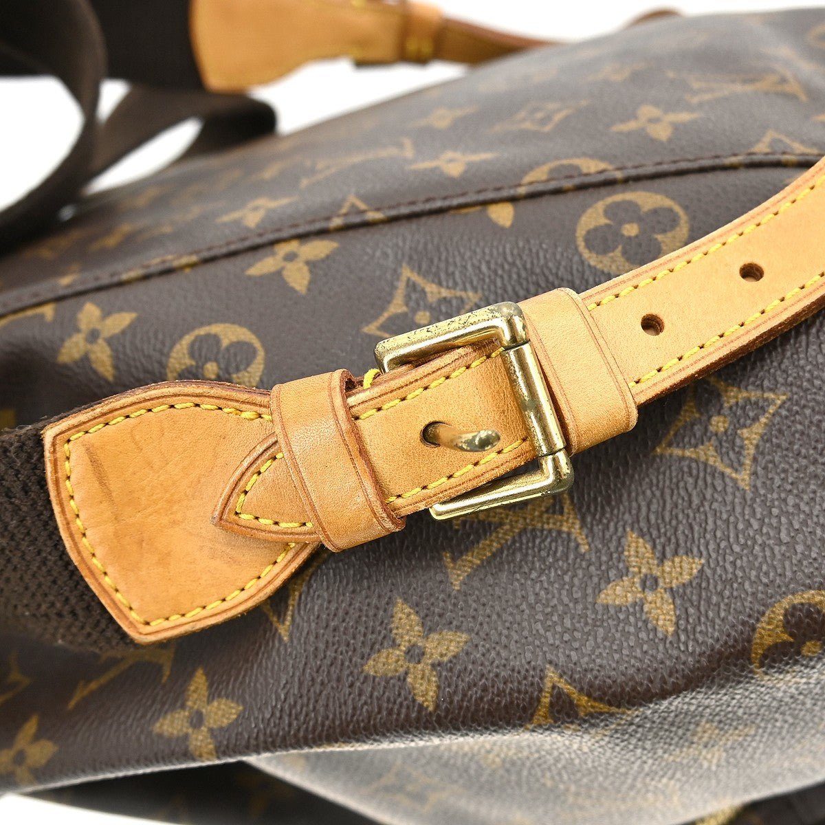 Louis Vuitton Vintage Montsouris - Brandsamsara
