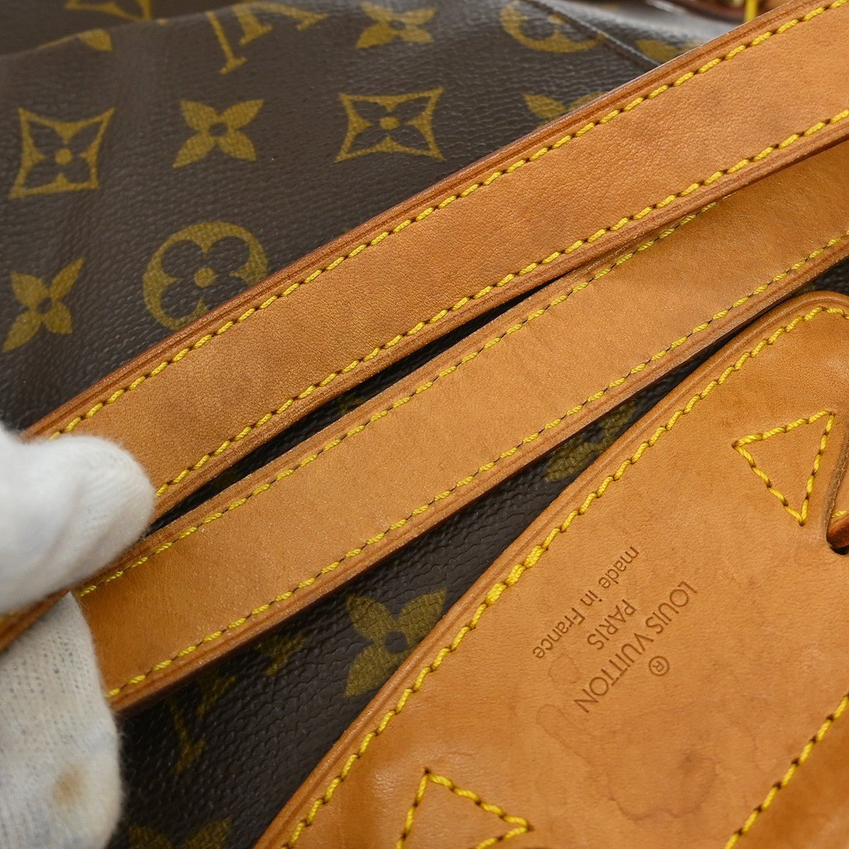 Louis Vuitton Vintage Montsouris - Brandsamsara