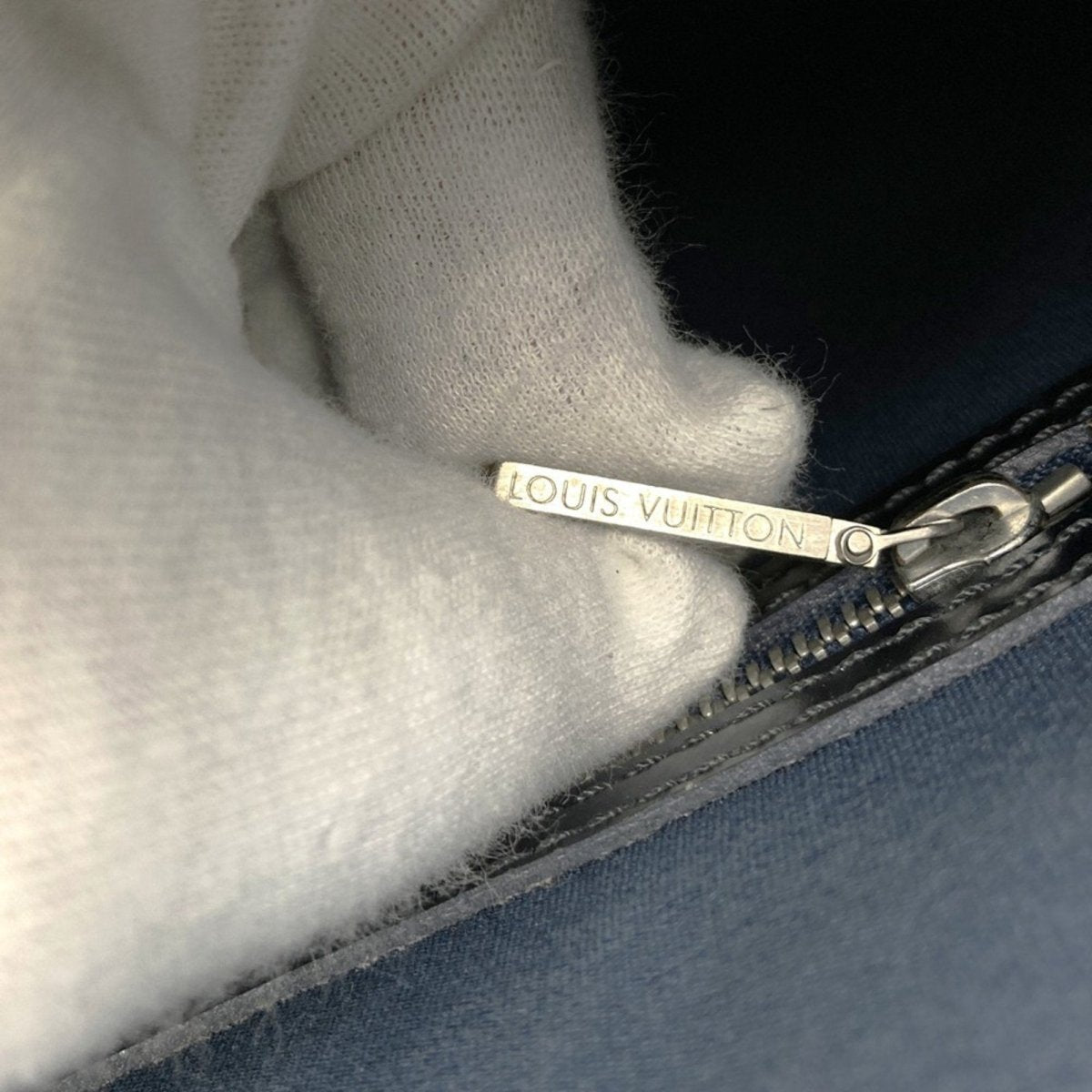 Louis Vuitton Wildwood - Brandsamsara